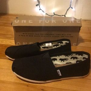 New black Toms!